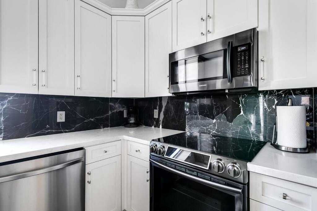 Spectacular 2-br 4 People 1107 Apartment *