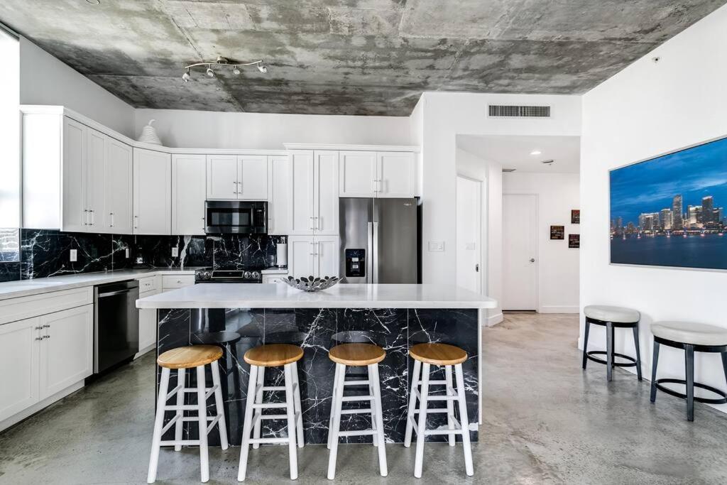 Apartment Spectacular 2-br 4 People 1107