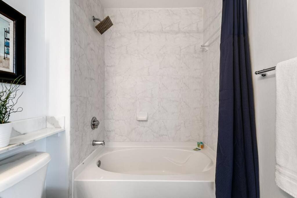Apartment Spectacular 2-br 4 People 1107