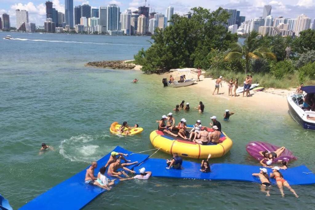 Vacay Spot Wynwood: Urban Jungle Oasis With Massage Shower & Bbq Patio *