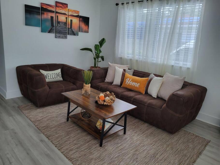 Sol #1 With Free Parking On Premises Apartment Miami