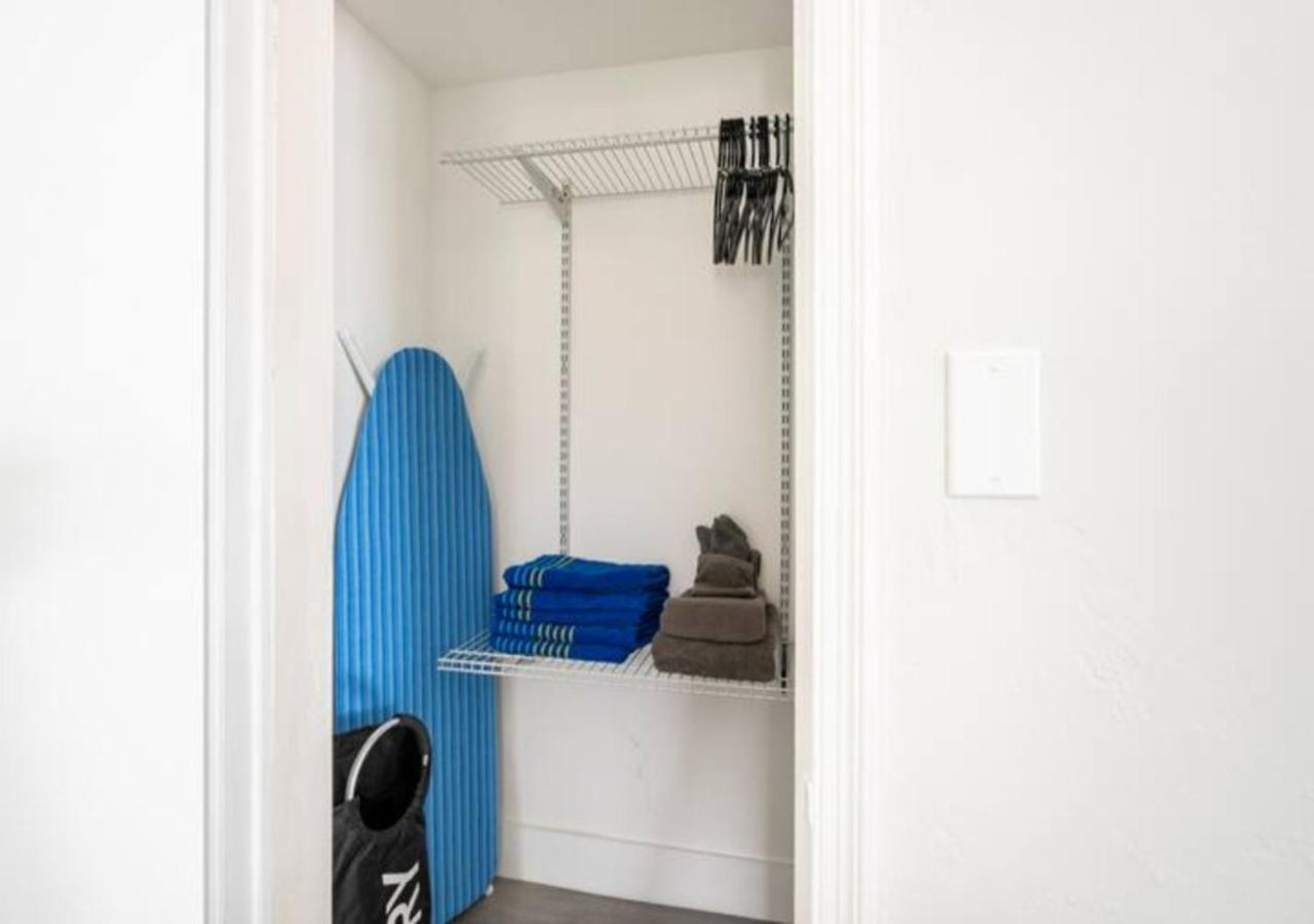 Hot Tub - 5min To Dt - Games - Customer Support Apartment *