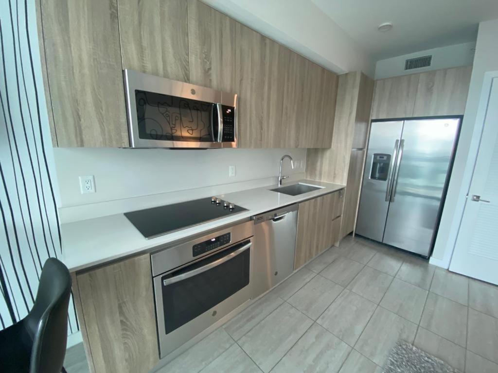 Luxury Oceanview At Design District Aparthotel *