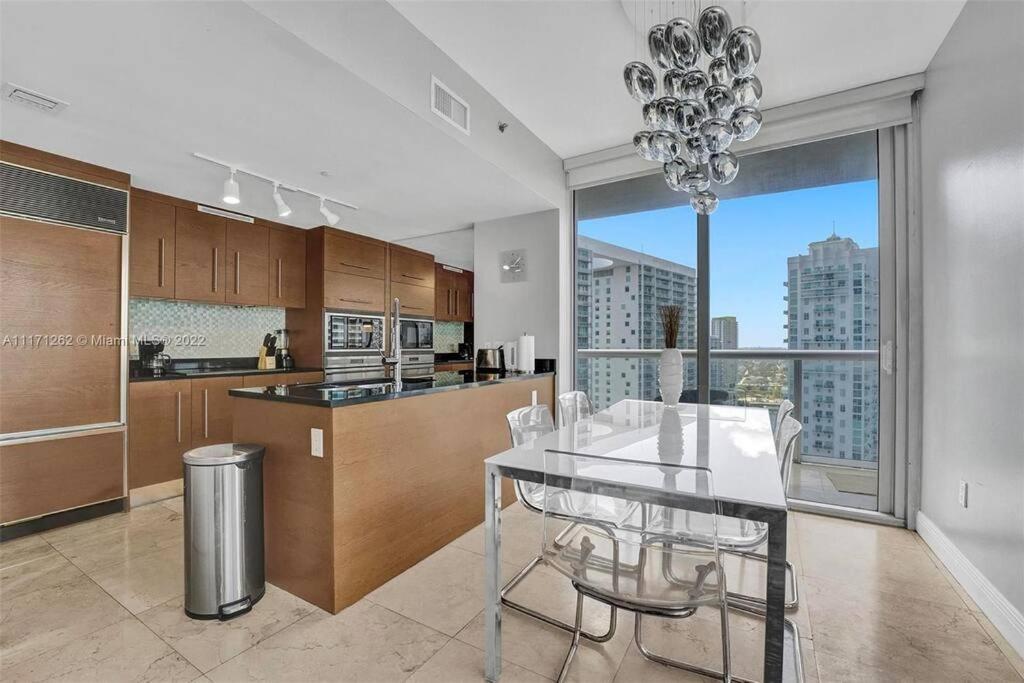Apartment Waterfront Luxury 2 Bedrooms Iconbrickell Miami
