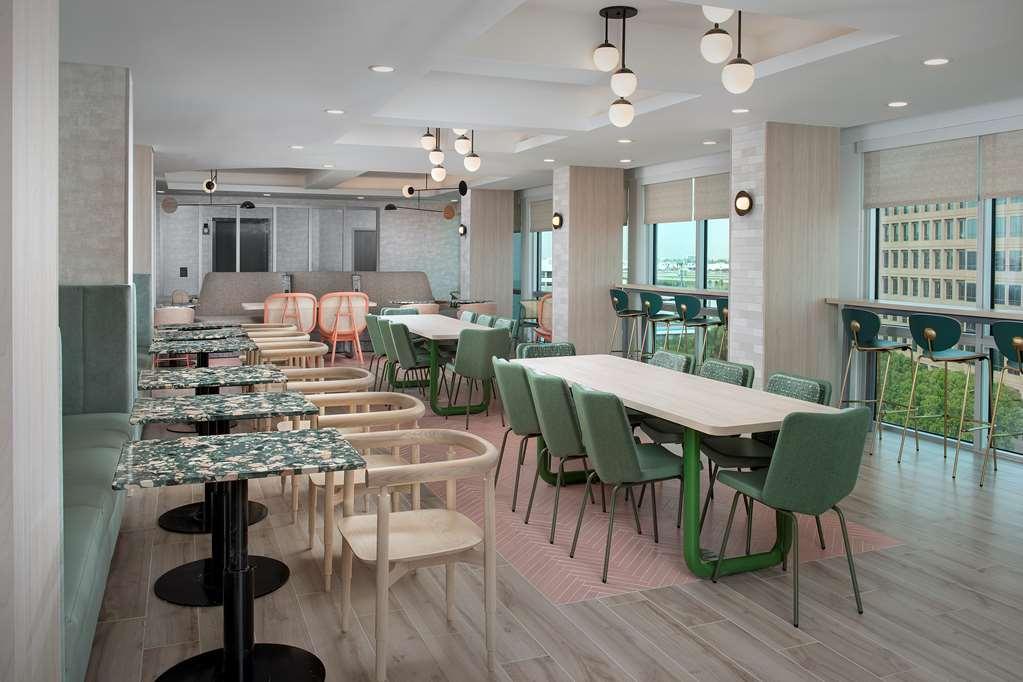 Tru By Hilton Airport South Blue Lagoon Hotel Miami