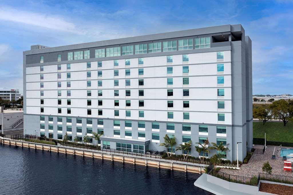 Tru By Hilton Airport South Blue Lagoon Hotel Miami
