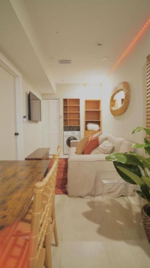 Charming Just 2 Minutes From Brickell Apartment