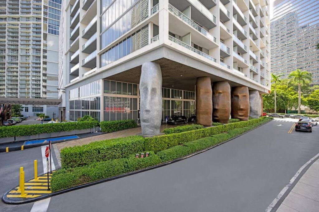W East High Water View Apartment *
