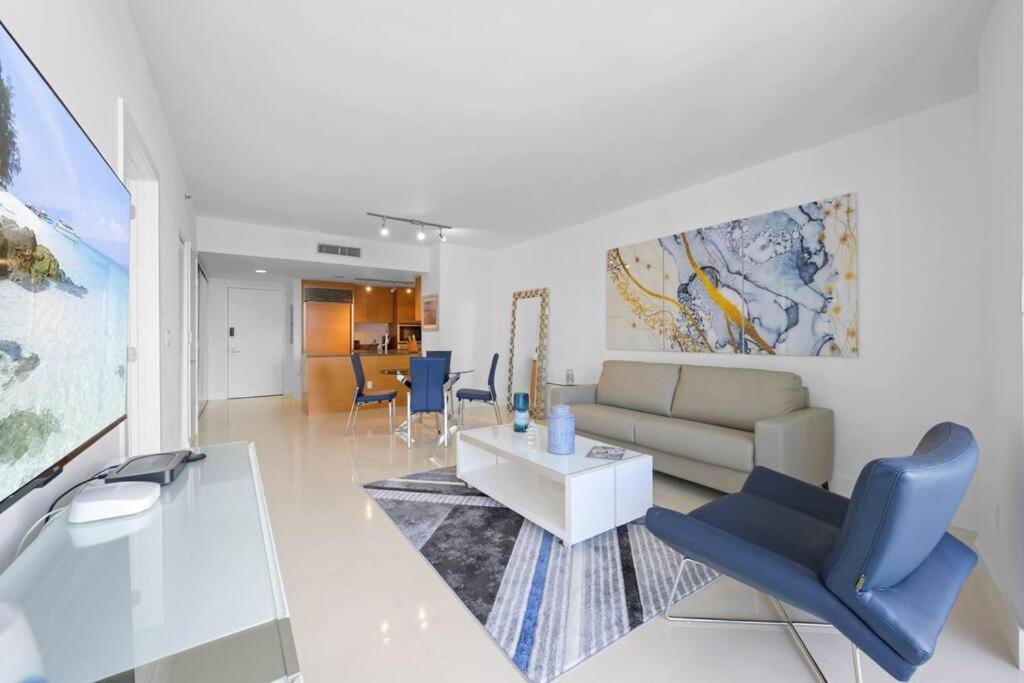 Apartment W East High Water View