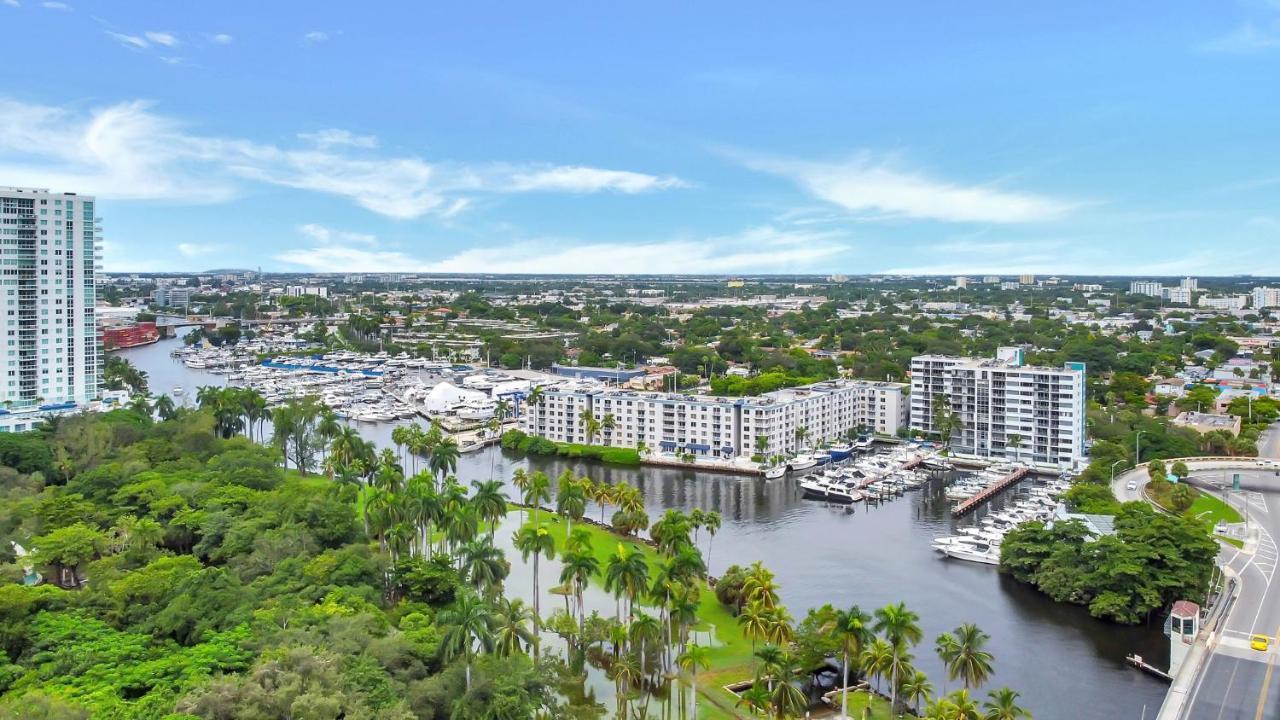 Casa Del Rio 4 Bed 2 Bath Next To River 1826