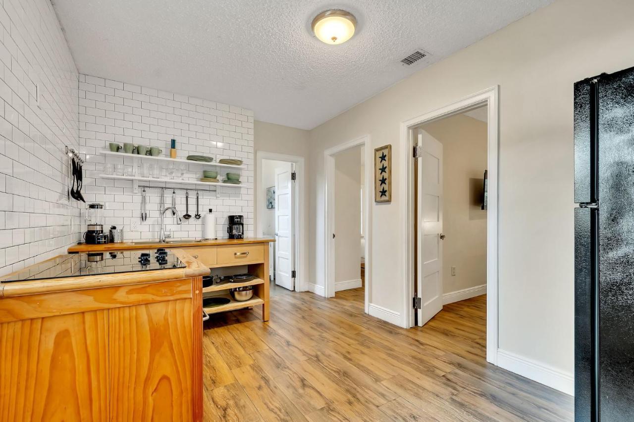 Casa Del Rio 4 Bed 2 Bath Next To River 1826 * Miami