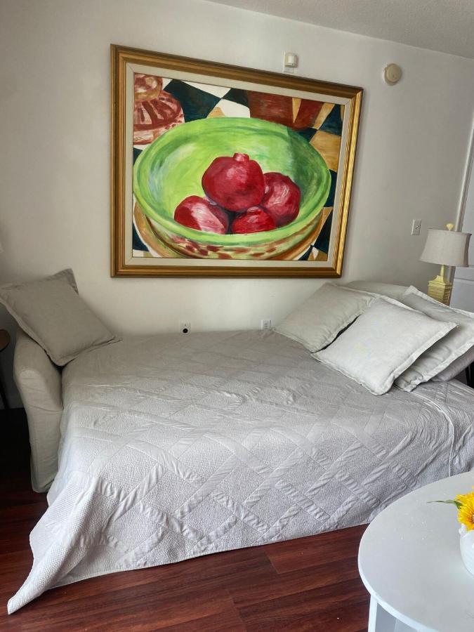 Brickell Unit, Amazing View, Balcony, Pool, 1 Free Parking Apartment *
