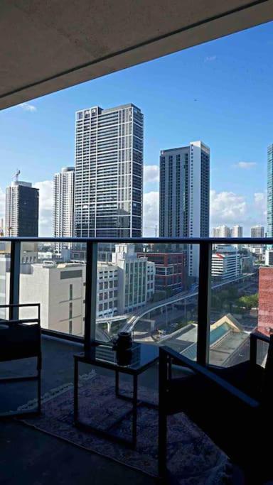 Luxury 2br Corner Downtown Mia Apartamento