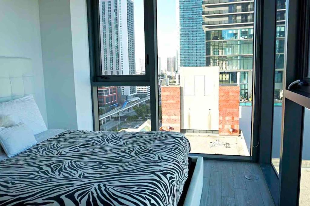 Luxury 2br Corner Downtown Mia Apartamento Miami