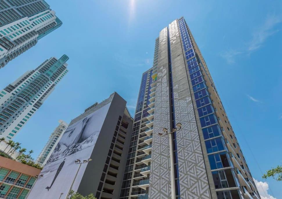 Luxury 2br Corner Downtown Mia Apartamento