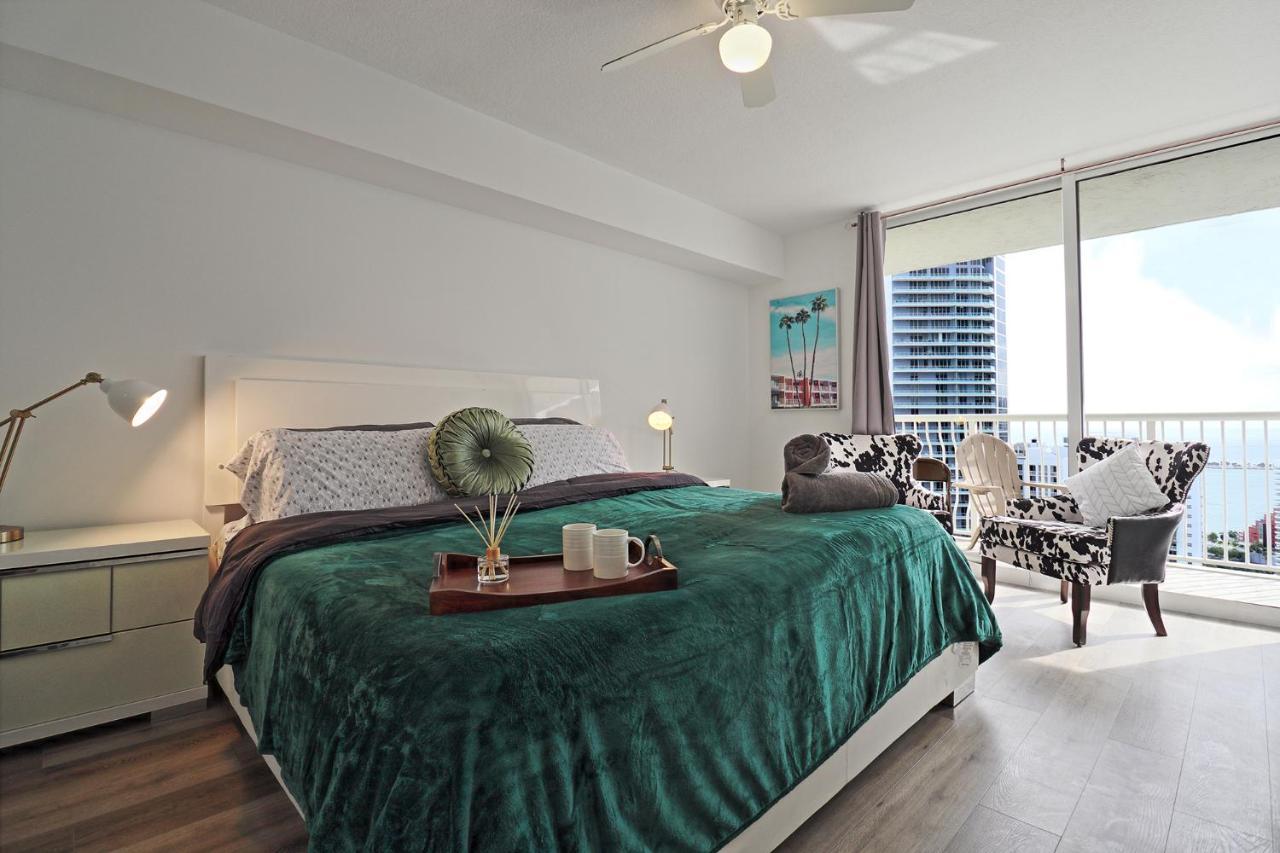 Upscale In The Heart Of Brickell Apartment