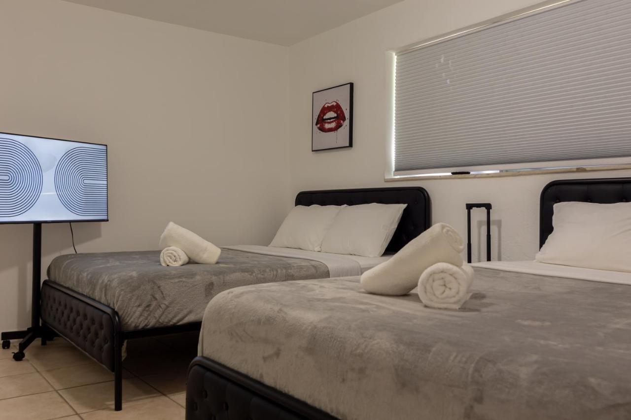 One Bedroom - With Parking & Balcony - Heart Of Wynwood