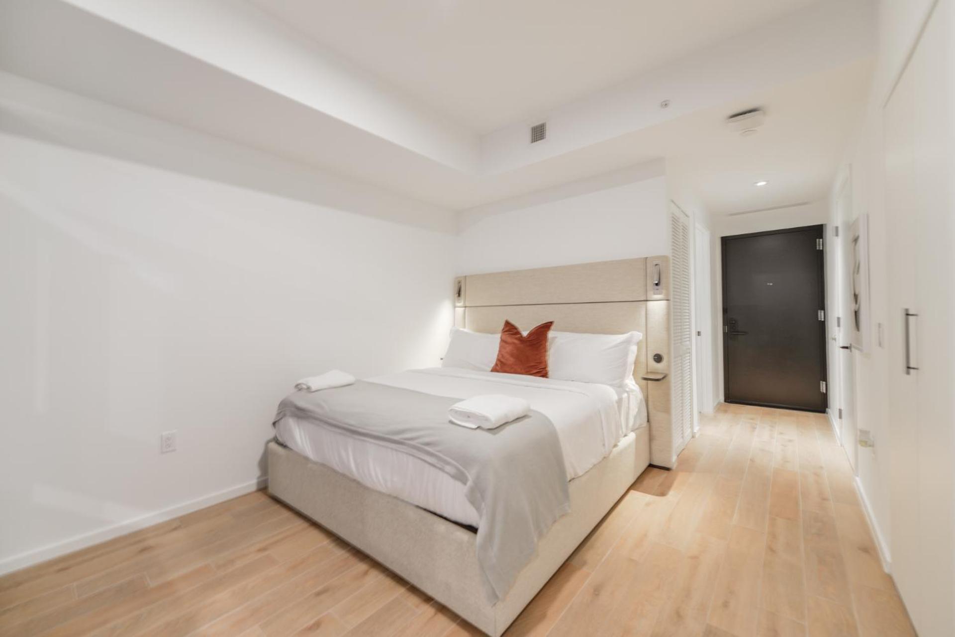Apartment Bayside Luxury: Studio Near Bayfront Park