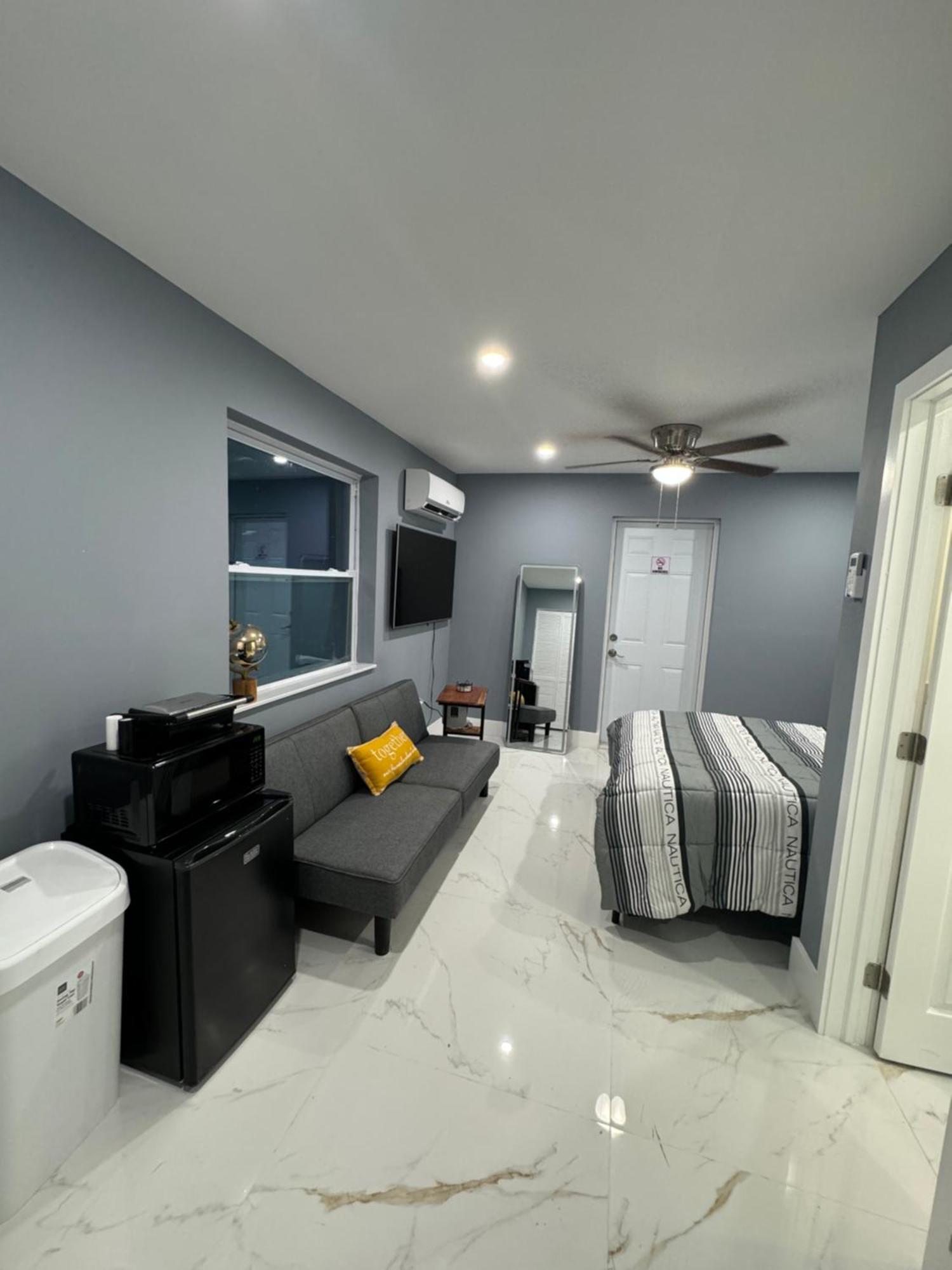 Modern Near Wynwood Apartment Miami