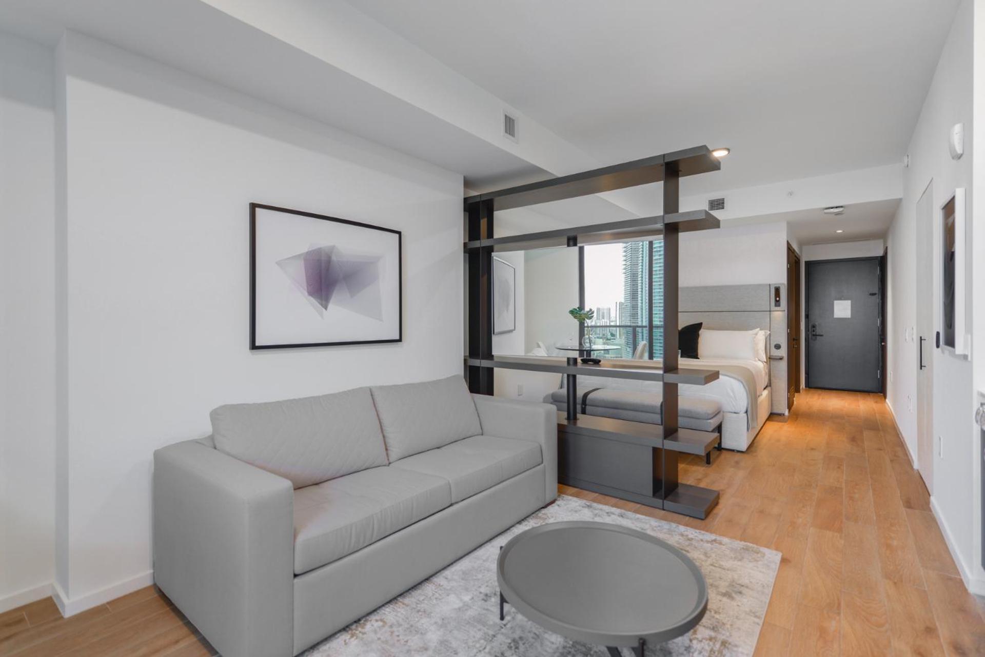 Breathtaking Studio With Bay & City Views Apartment
