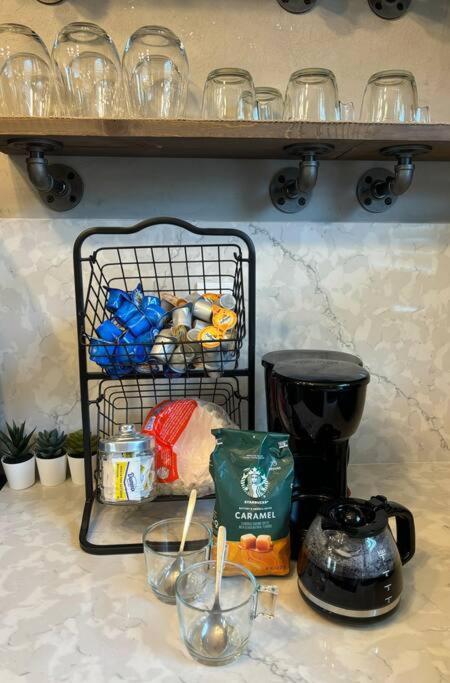 Wynwood House, Sleeps 8, Gazebo, Bbq, Washer & Dryer, Coffee Station Holiday home