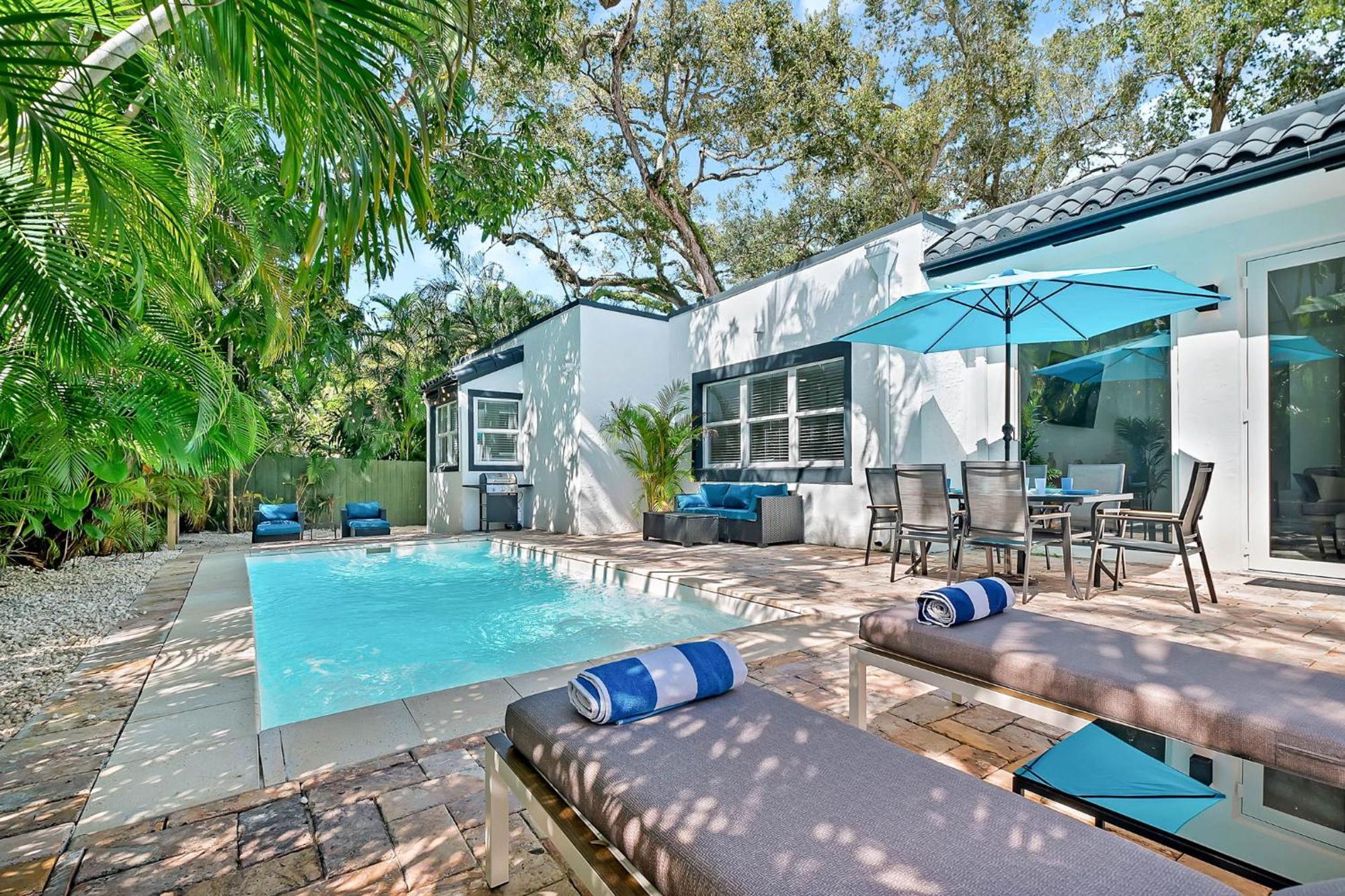 Tropicale Stunning 4 Bedroom 4 Bath With Pool And Bbq * Miami