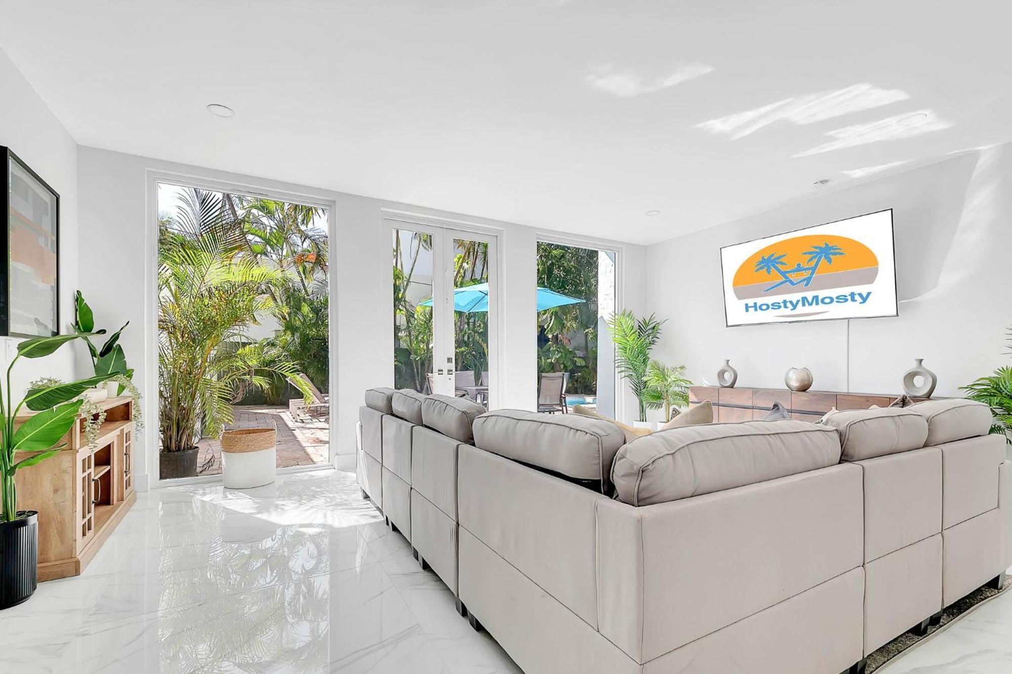 Holiday home Tropicale Stunning 4 Bedroom 4 Bath With Pool And Bbq *