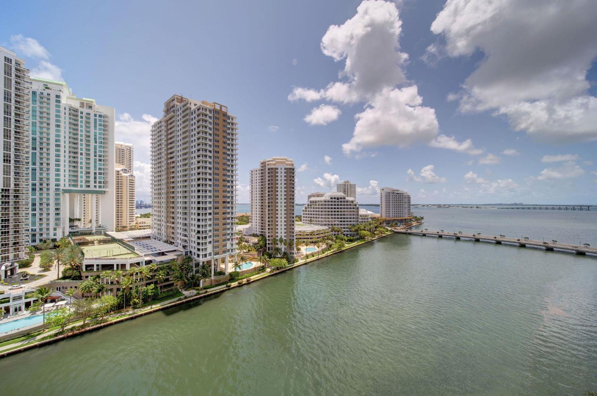 Apartment Icon Brickell Residences