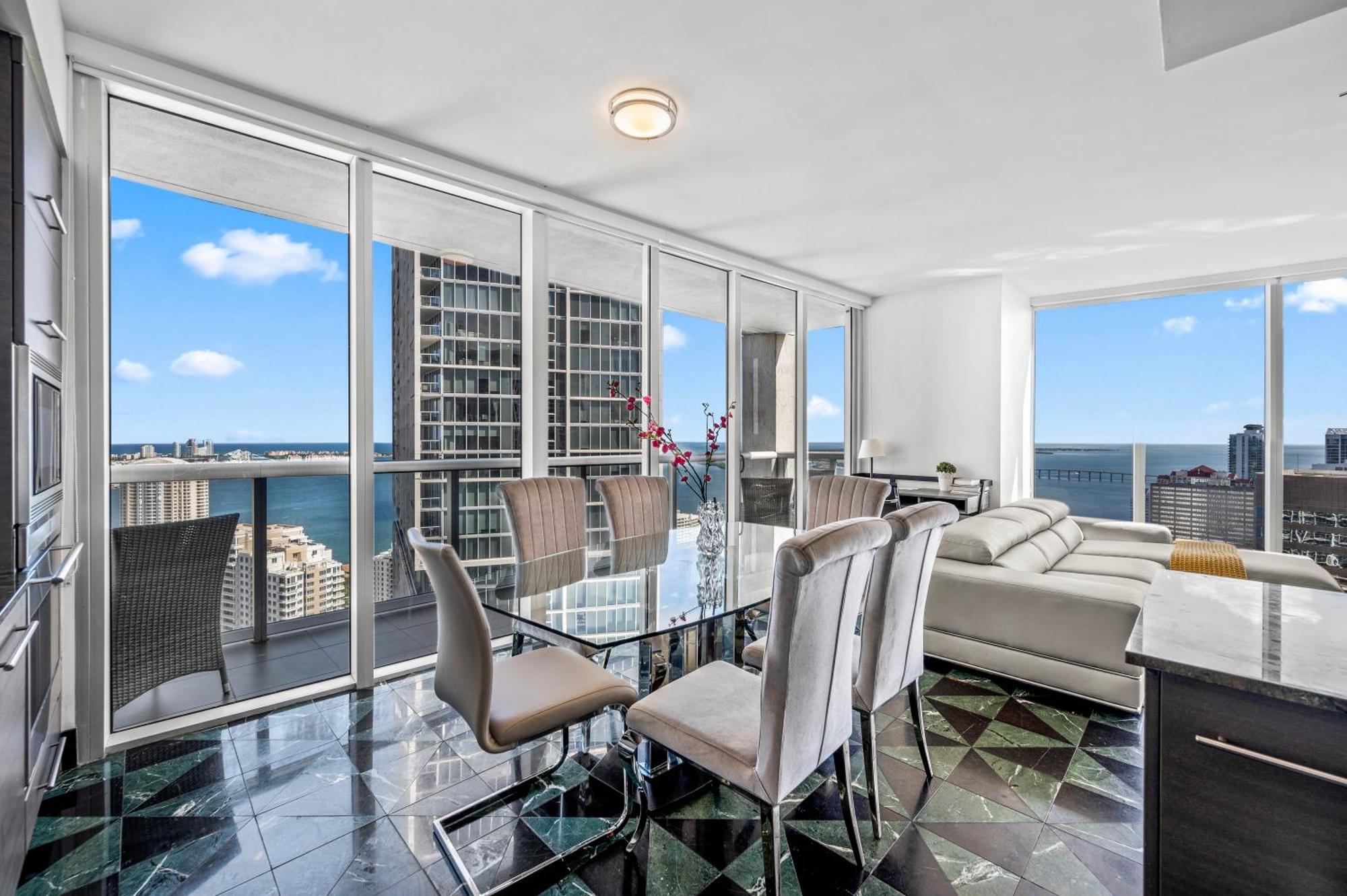 Icon Brickell Residences *