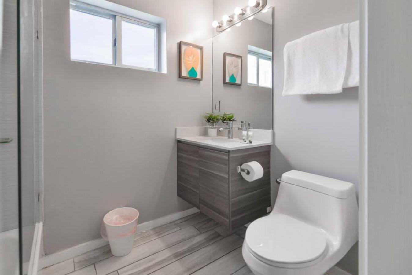 Wynwood Amazing Sleeps 5 Close To Holiday home Miami