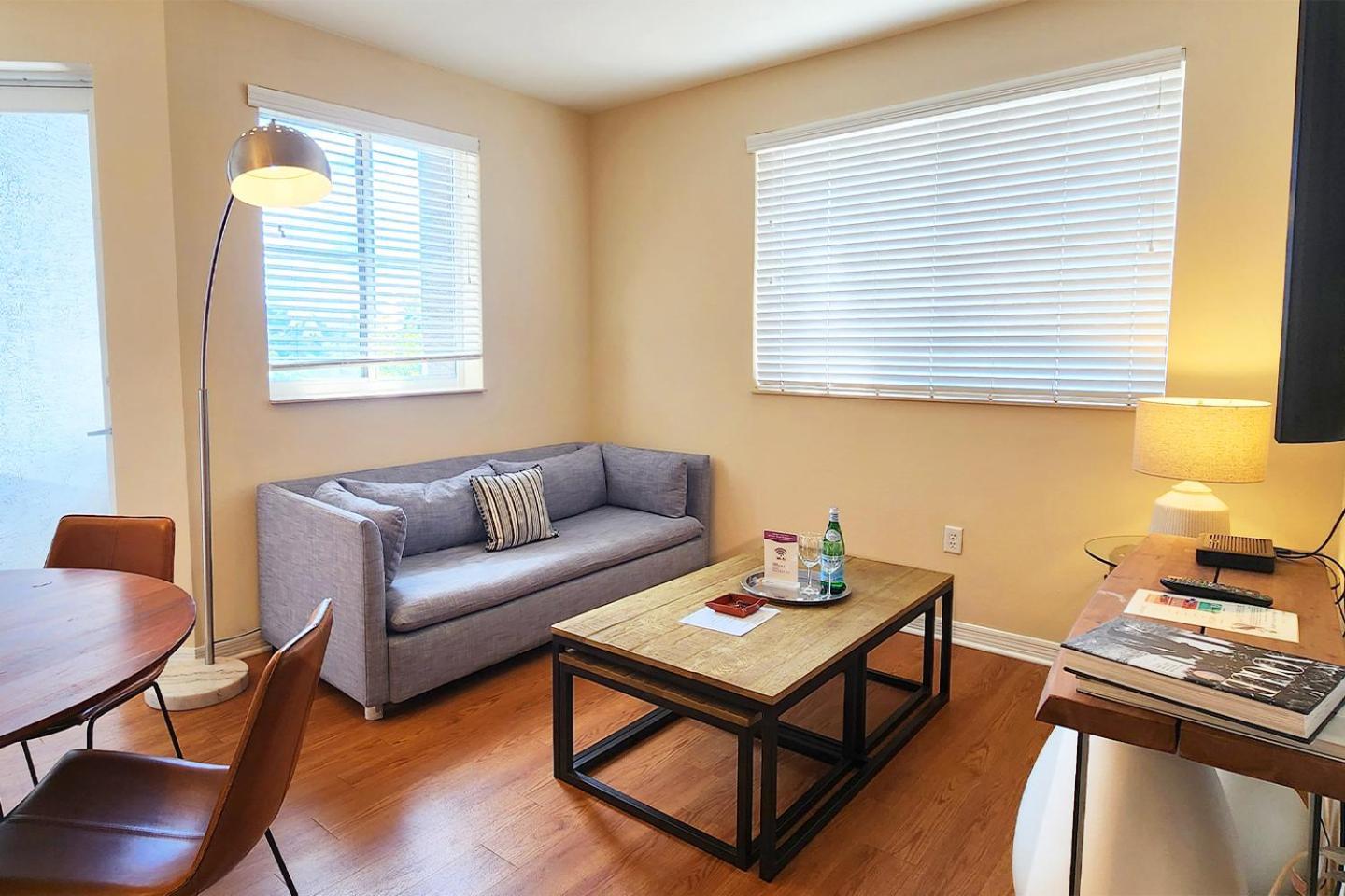 Apartment Dharma South At Red Road Commons *