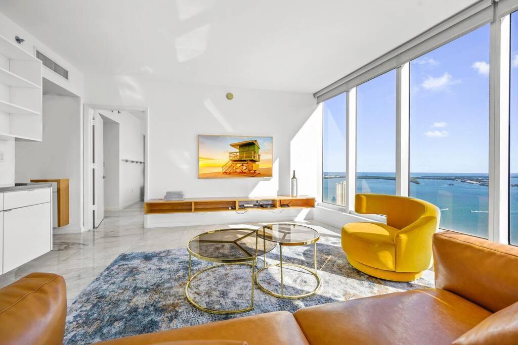 41st Floor Icon Brickell Corner 2 Bed/2bath With Bay And Cityview • 5 Star Apartment