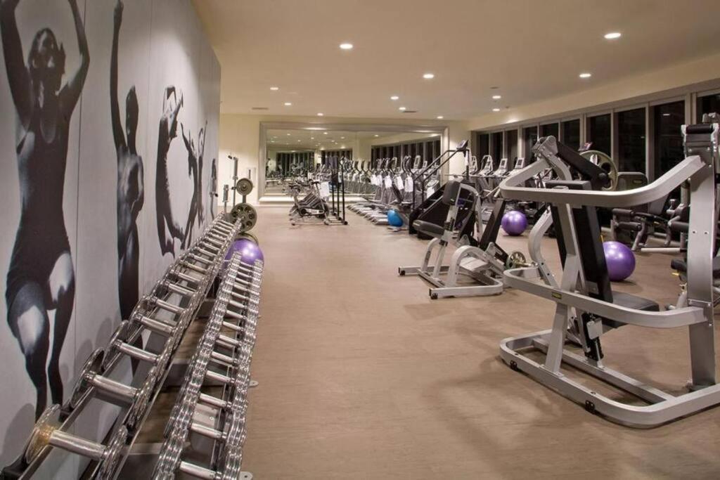 41st Floor Icon Brickell Corner 2 Bed/2bath With Bay And Cityview • 5 Star * Miami