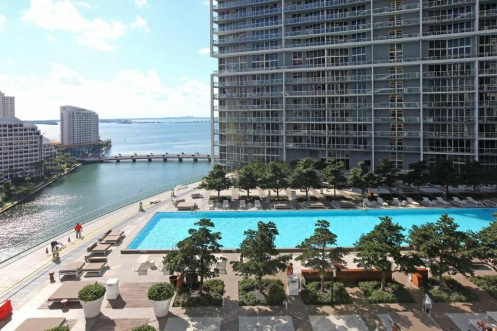 Apartment 41st Floor Icon Brickell Corner 2 Bed/2bath With Bay And Cityview • 5 Star Miami