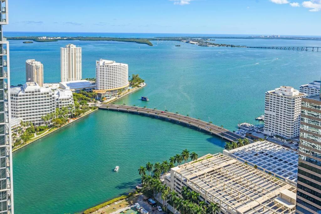 41st Floor Icon Brickell Corner 2 Bed/2bath With Bay And Cityview • 5 Star *