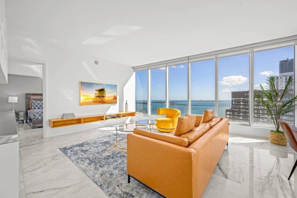 41st Floor Icon Brickell Corner 2 Bed/2bath With Bay And Cityview • 5 Star Apartment Miami
