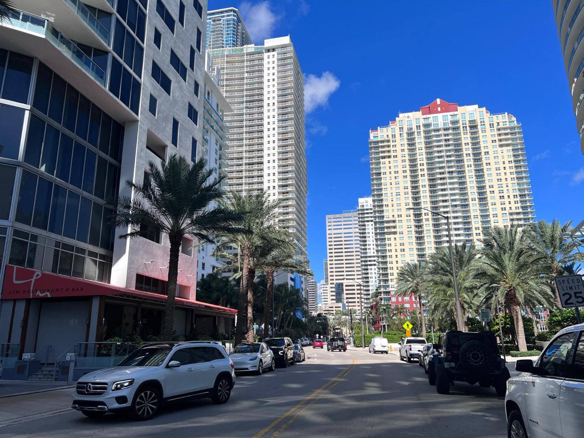 Upscale In The Heart Of Brickell Apartment Miami