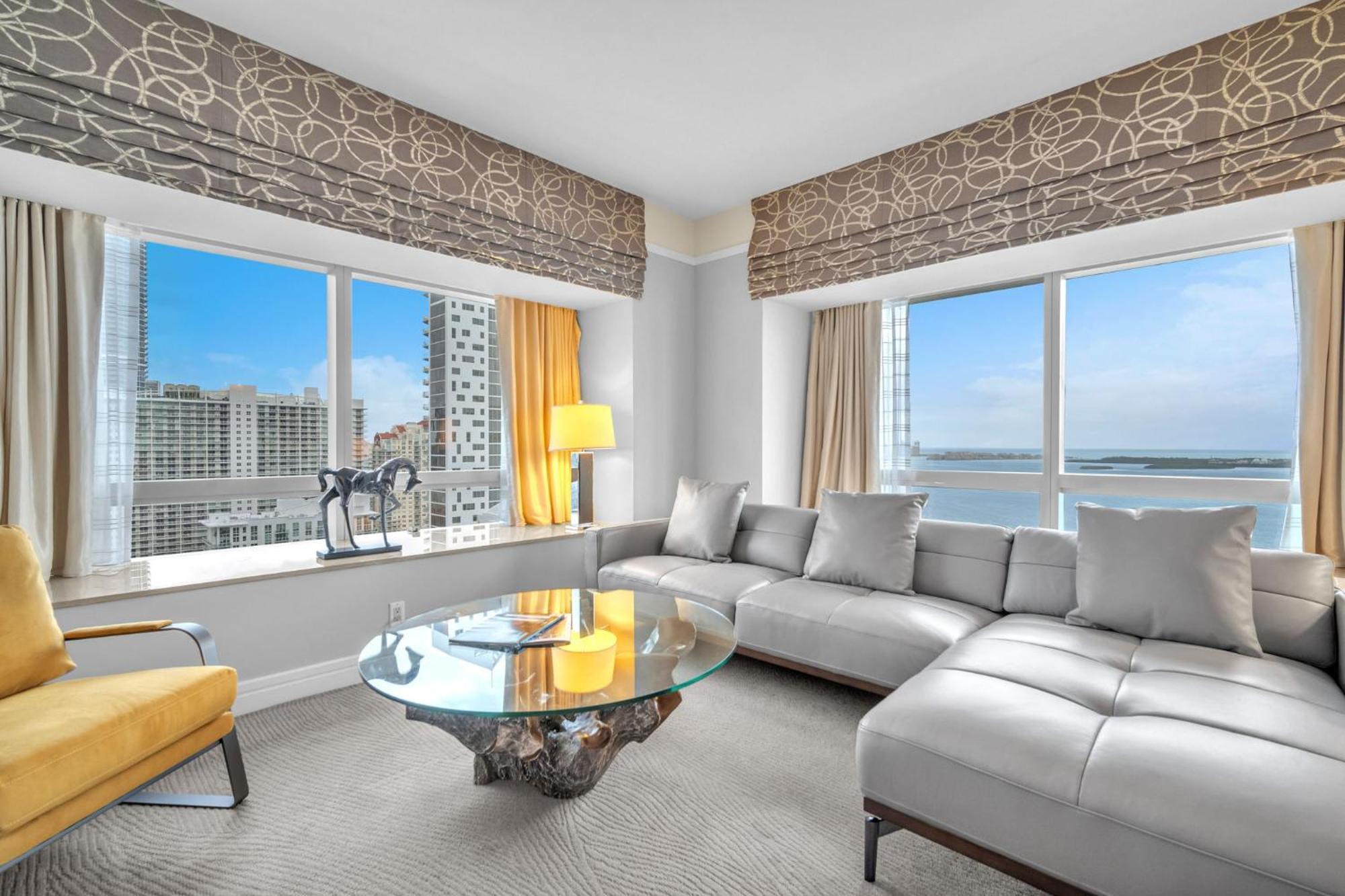2 Bedroom Or King Studio Suites Four Seasons Hotel Miami Free Wi-Fi & Free Parking Apartment *