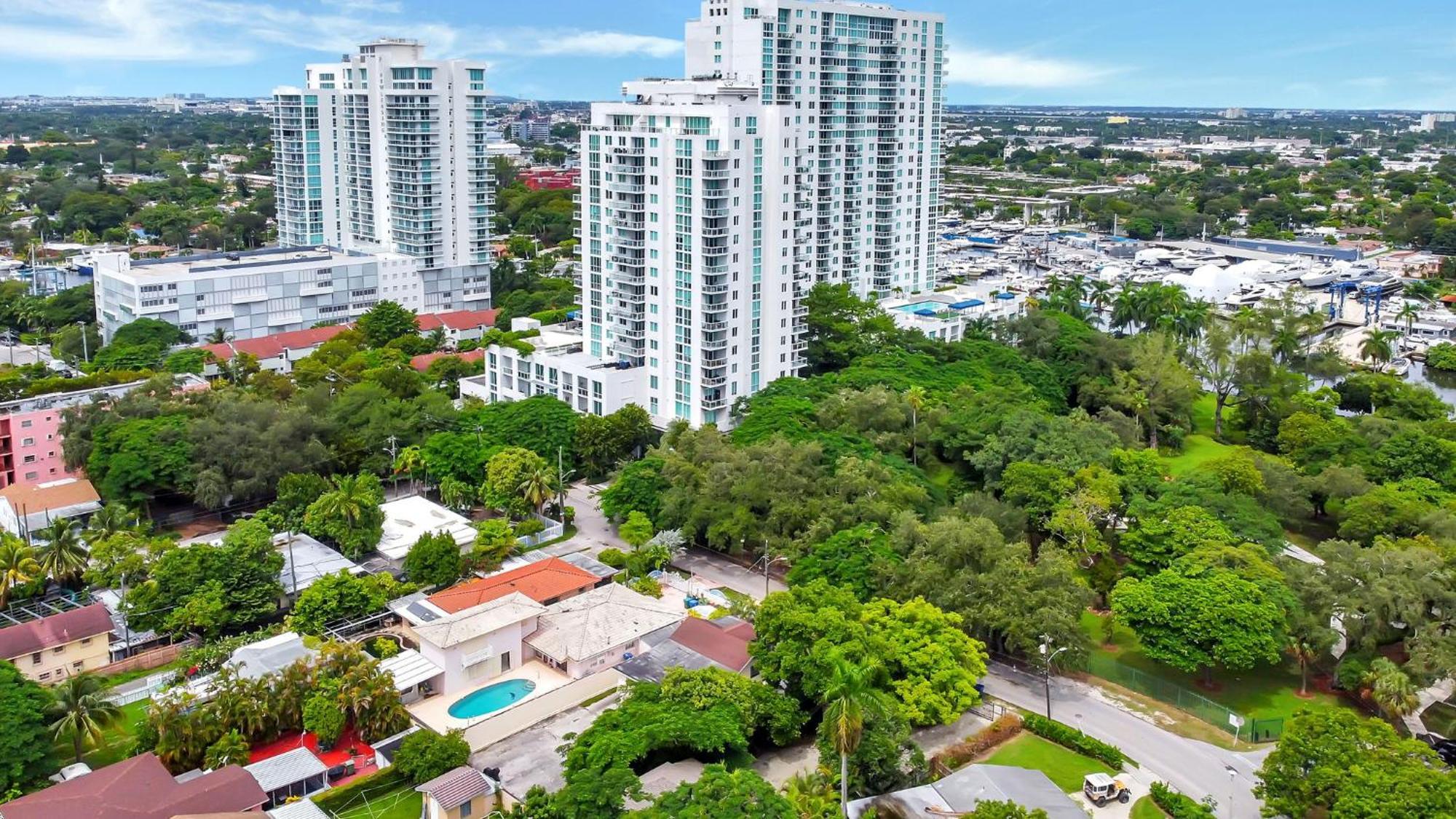 Casa Del Rio 4 Bed 2 Bath Next To River 1826 * Miami