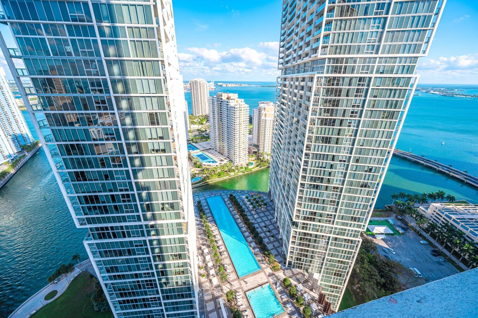 Icon Brickell Residences * Miami