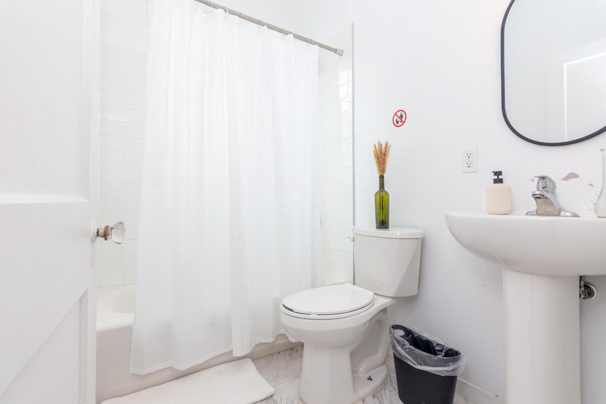 Apartment Two Bedroom - Heart Of Wynwood & Edgewater - Private Parking Spot *