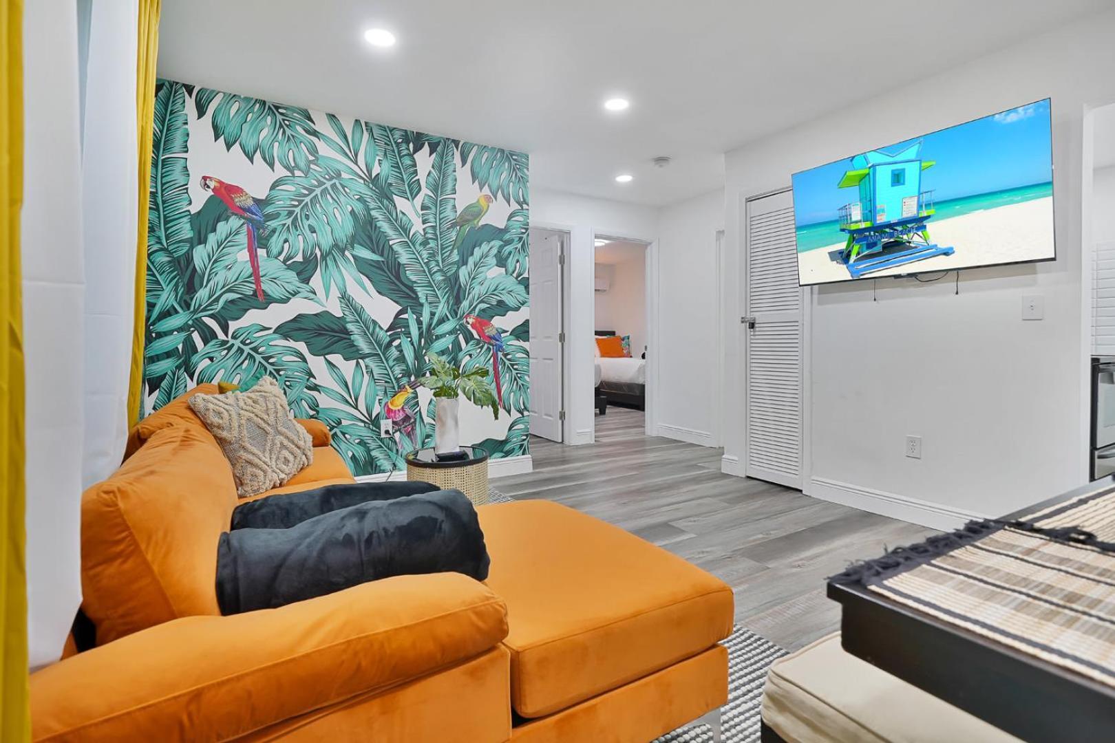 Vacay Spot Wynwood: Urban Jungle Oasis With Massage Shower & Bbq Patio Holiday home