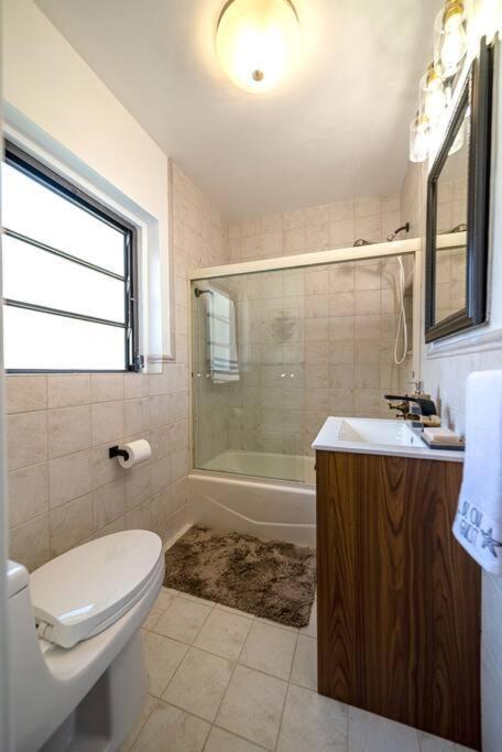 Villa Luxury Village W/pool+grill+minigolf Miami