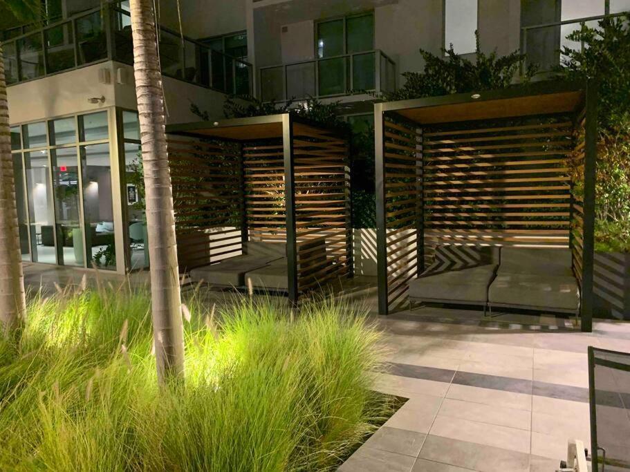 Luxury Oceanview At Design District