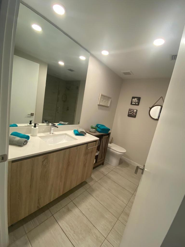 Luxury Oceanview At Design District *