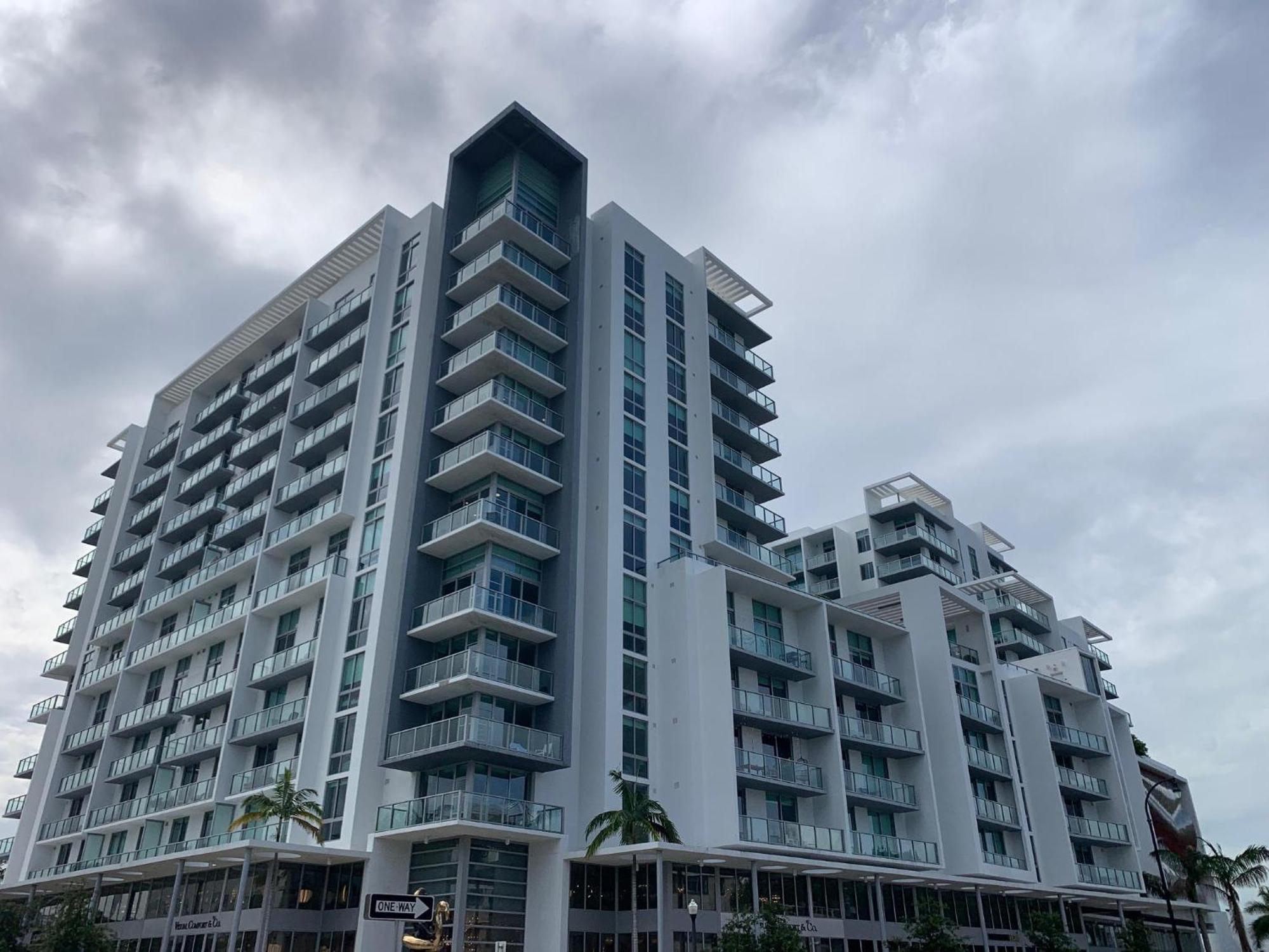 Aparthotel Luxury Oceanview At Design District *
