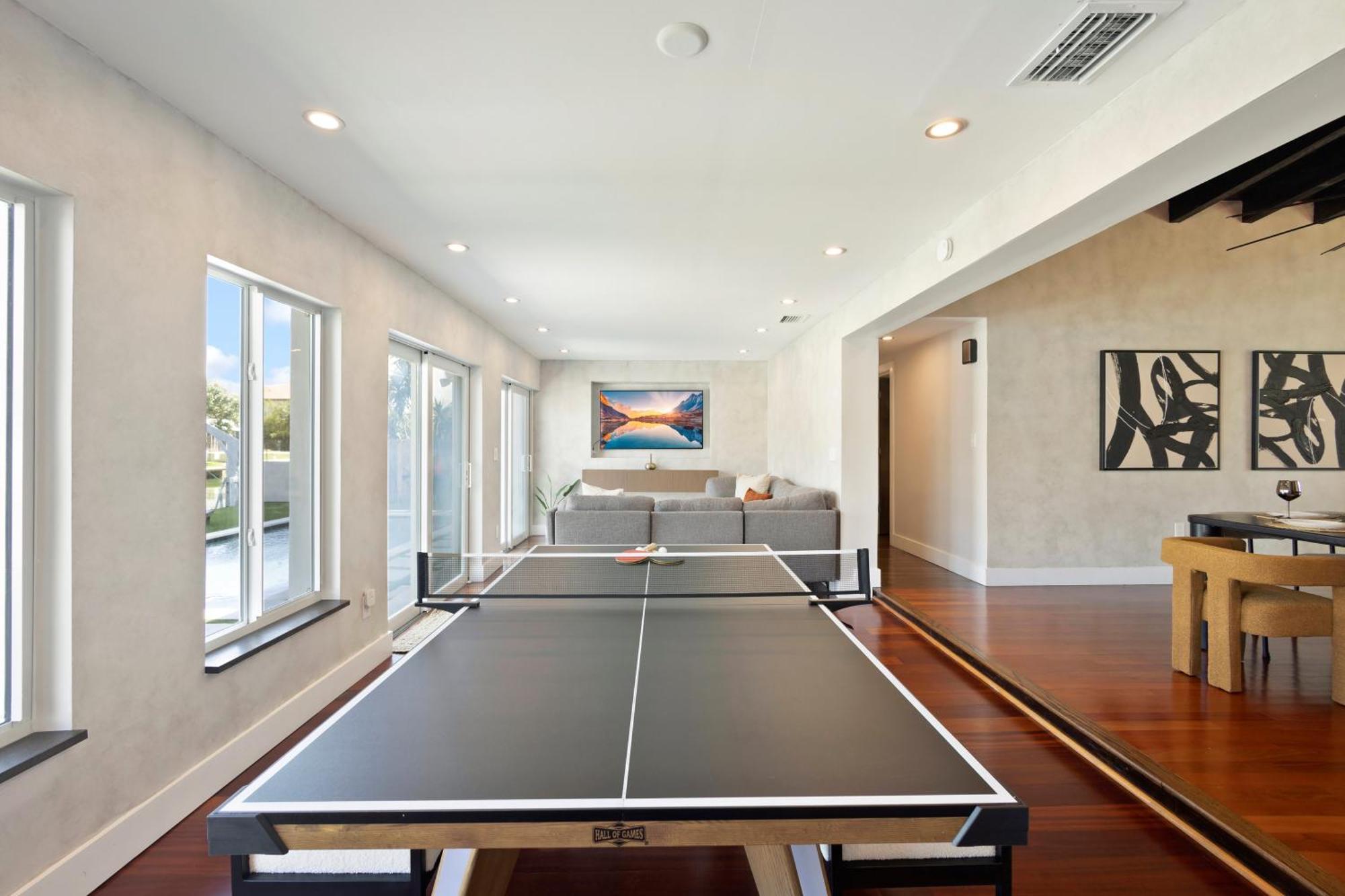 Waterfront - Kayak & Paddleboards - Firepit - Pool Holiday home Miami