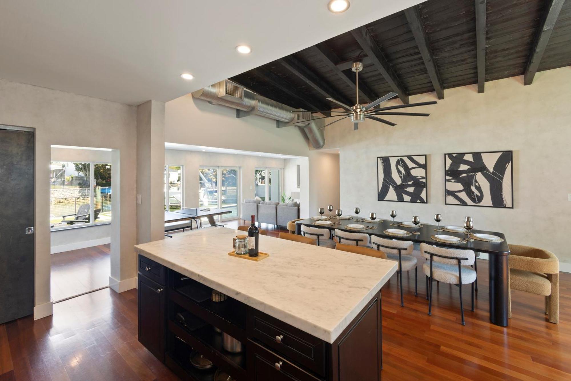 Waterfront - Kayak & Paddleboards - Firepit - Pool Holiday home Miami