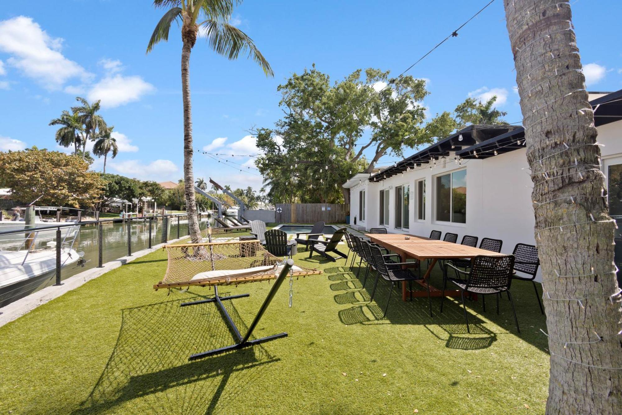 Waterfront - Kayak & Paddleboards - Firepit - Pool Miami
