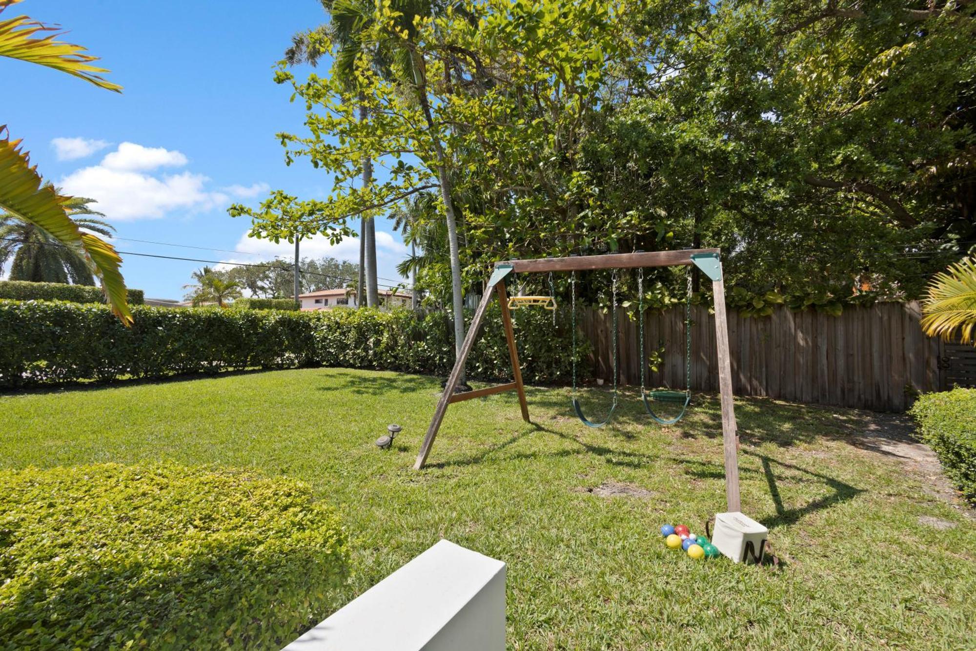 Holiday home Waterfront - Kayak & Paddleboards - Firepit - Pool *